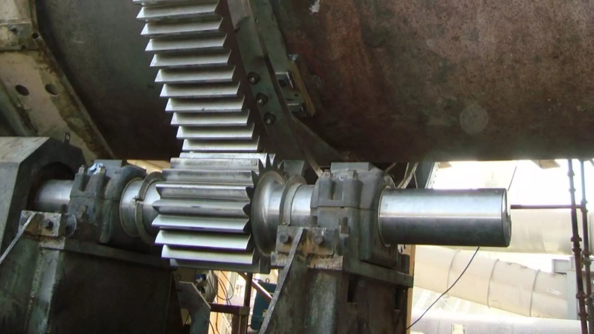 Final installation of a MAAG® Pinion and Girth Gear for on a cement kiln