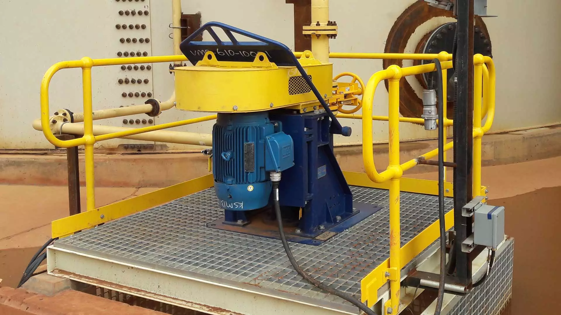 KREBS vMAX vertical slurry pump ideal for dredging and dewatering pump