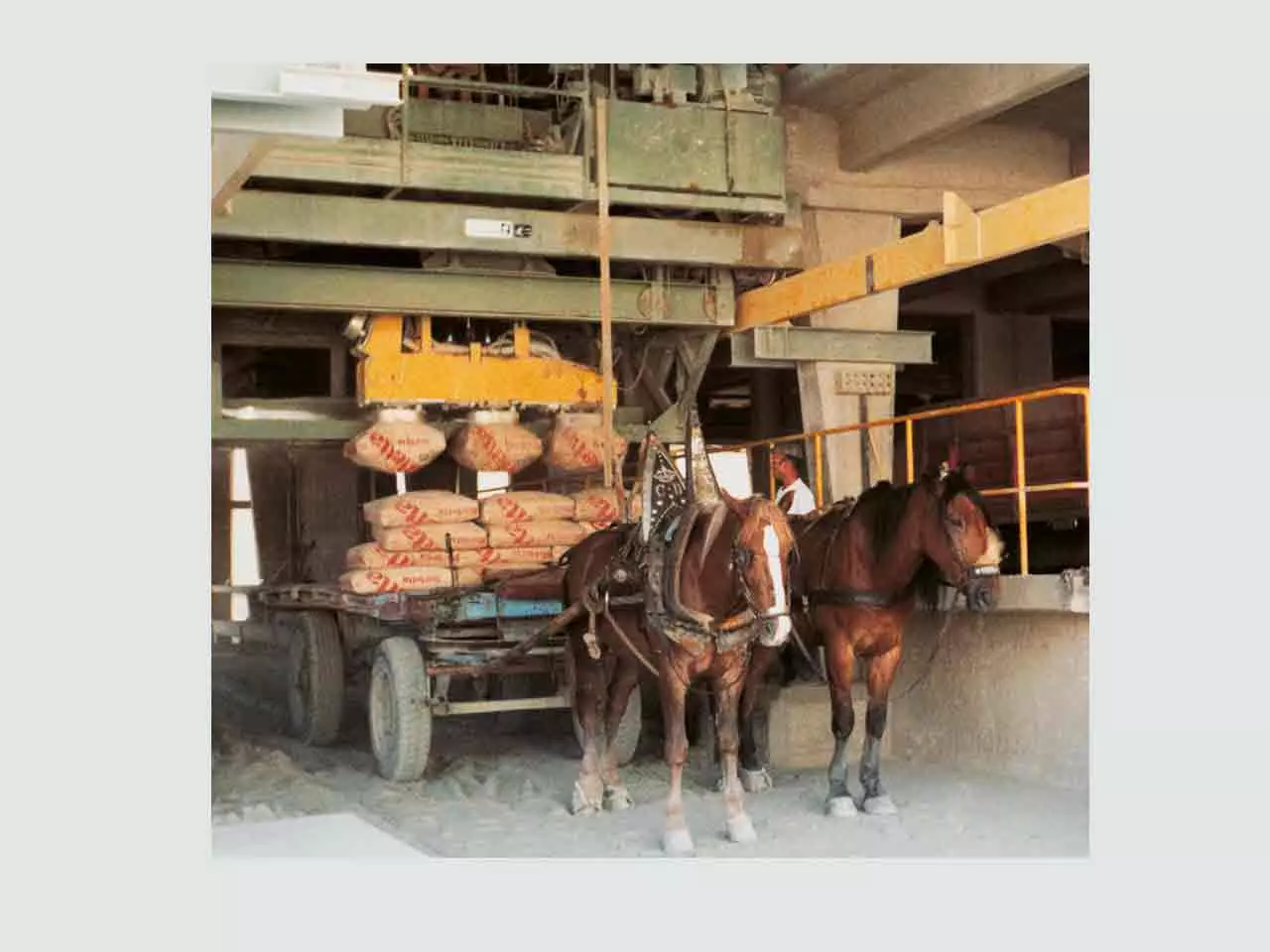 1969 CARICAMAT®  automatic truck loader for cement  – 1600 bags per hour